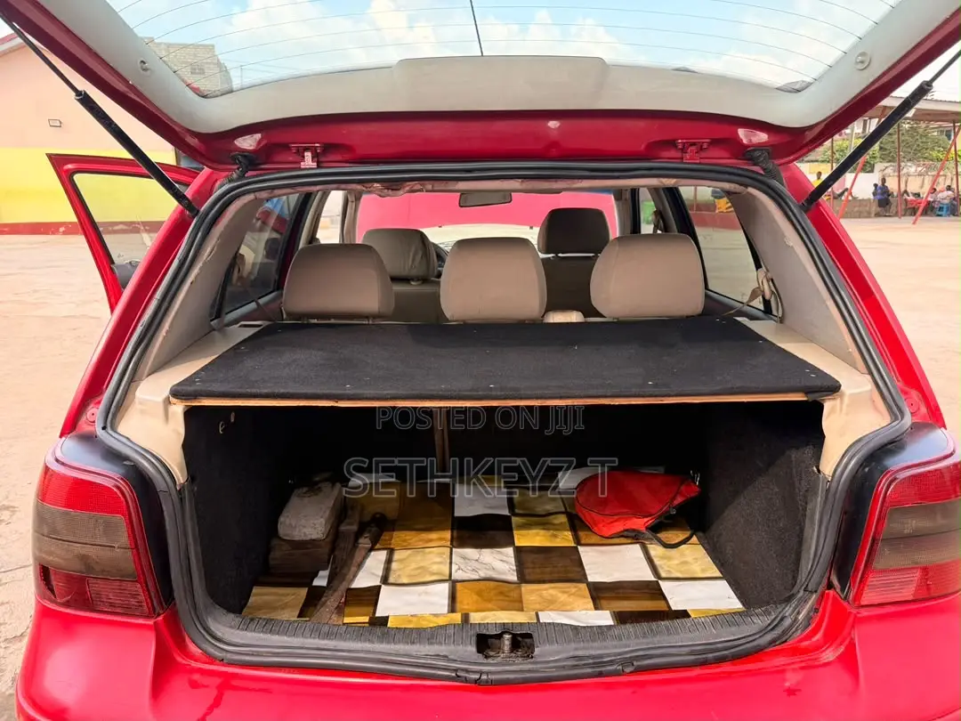Volkswagen Golf 2008 Red