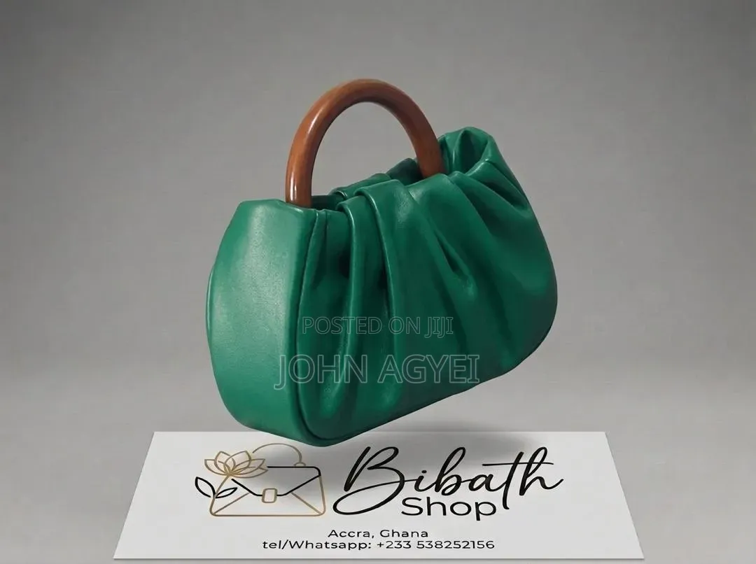 Emerald Green Cloud Bag – Wooden Handle