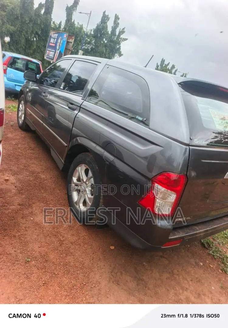 SsangYong Korando 2014 Gray