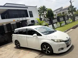 Toyota Wish 2015 White