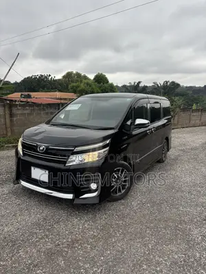 Toyota Voxy ZS 2WD 7-Seater 2015 Black