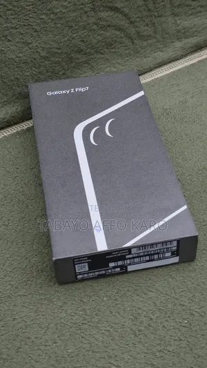 New Samsung Galaxy Z Flip7 256 GB Blue