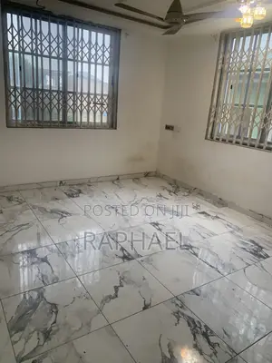 1bdrm House in Taller Block Factory, Ablekuma for rent