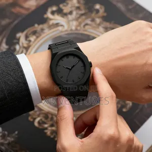 New Stylish Quartz Watch for Men, Perfect for All Occasions