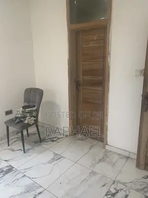 1bdrm House in Taller Block Factory, Ablekuma for rent