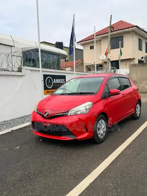 Toyota Vitz 1.3 AWD 5dr 2015 Red