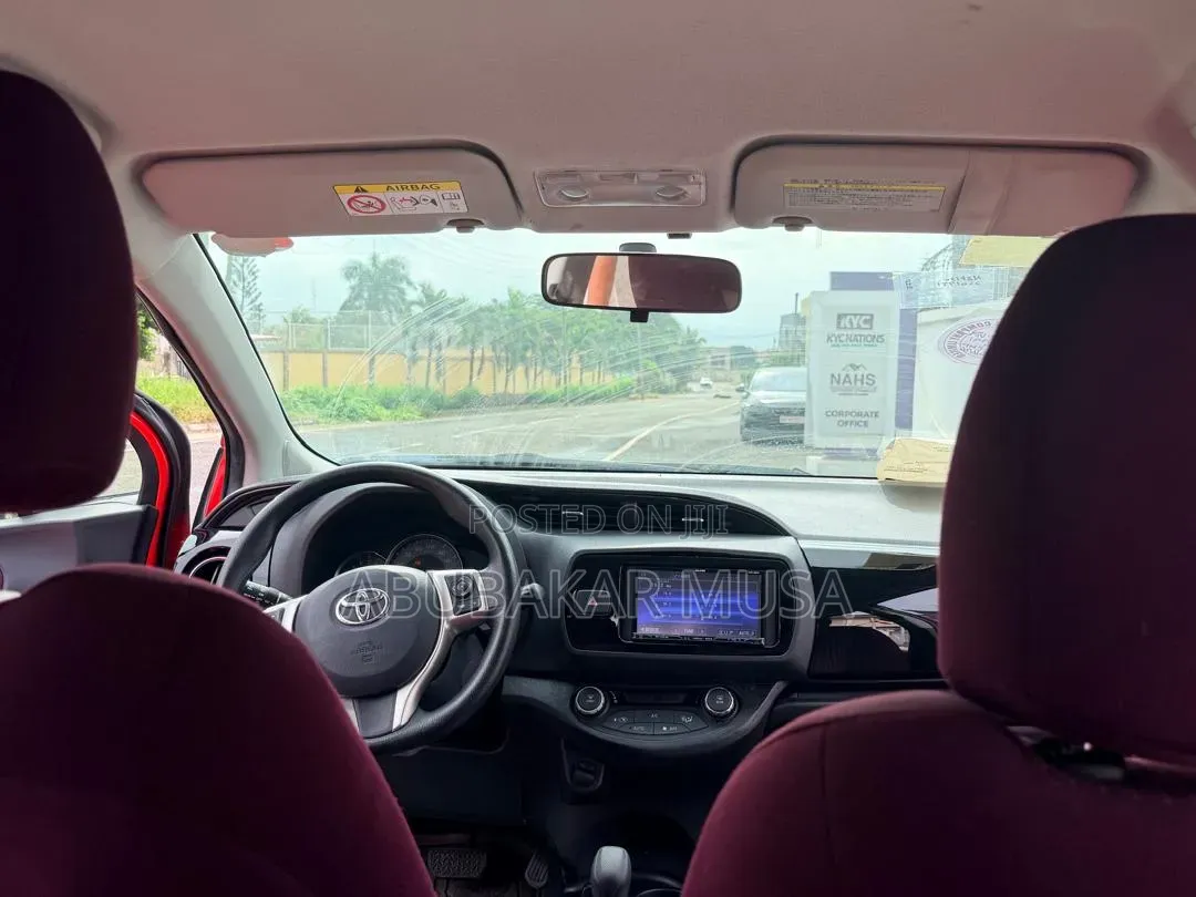 Toyota Vitz 1.3 AWD 5dr 2015 Red
