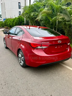 Hyundai Elantra 2015 Red
