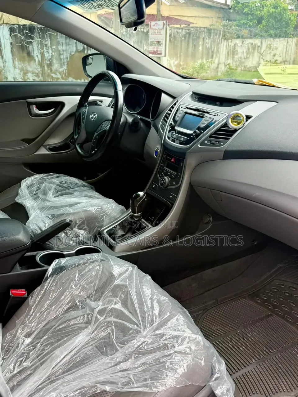 Hyundai Elantra 2015 Red