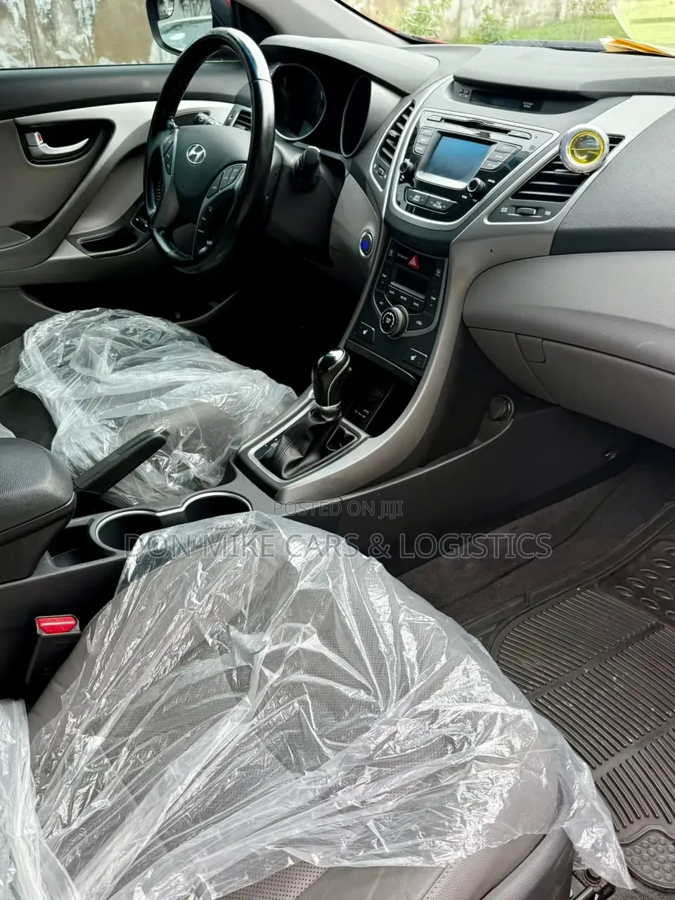 Hyundai Elantra 2015 Red