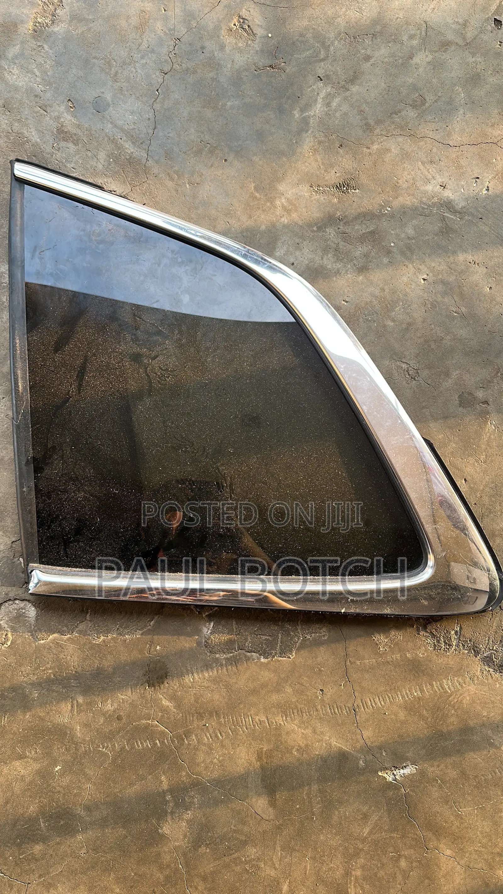 2023 Honda CR-V Quarter Glass