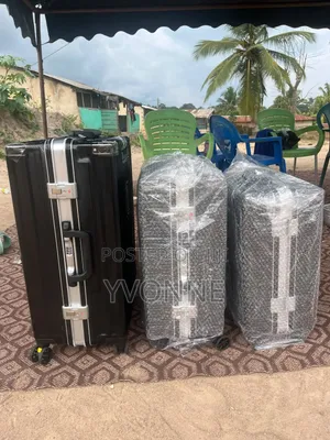 Premium Hard Shell Travel Suitcase – Anti-Cracked