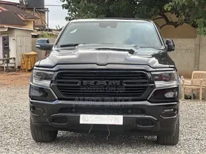 Dodge RAM 2022 Black