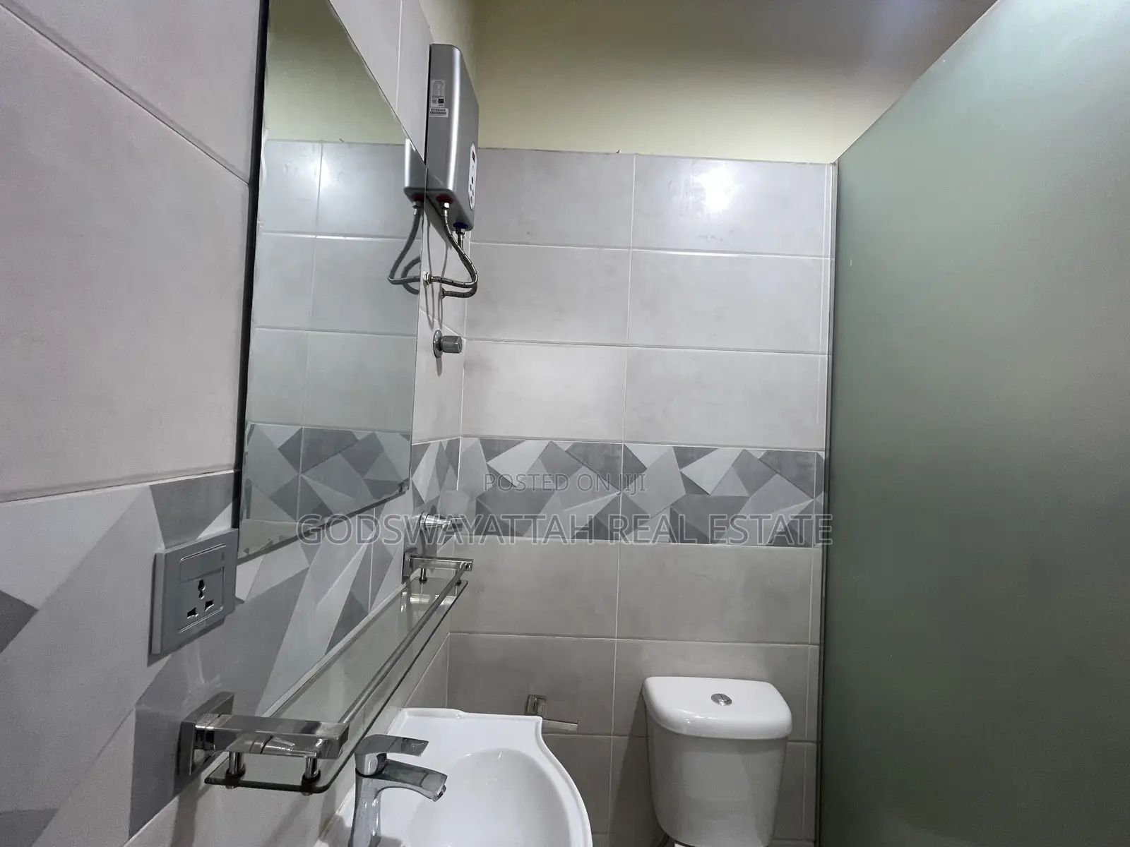 2bdrm Apartment in East Legon, Adjiriganor for rent