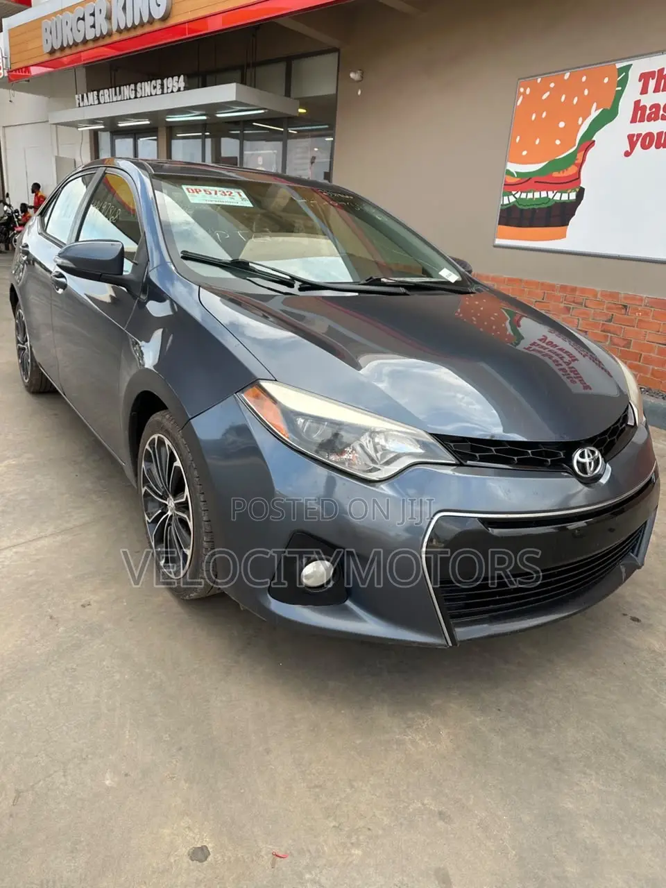 Toyota Corolla S 4dr Sedan (1.8L 4cyl CVT) 2015 Gray