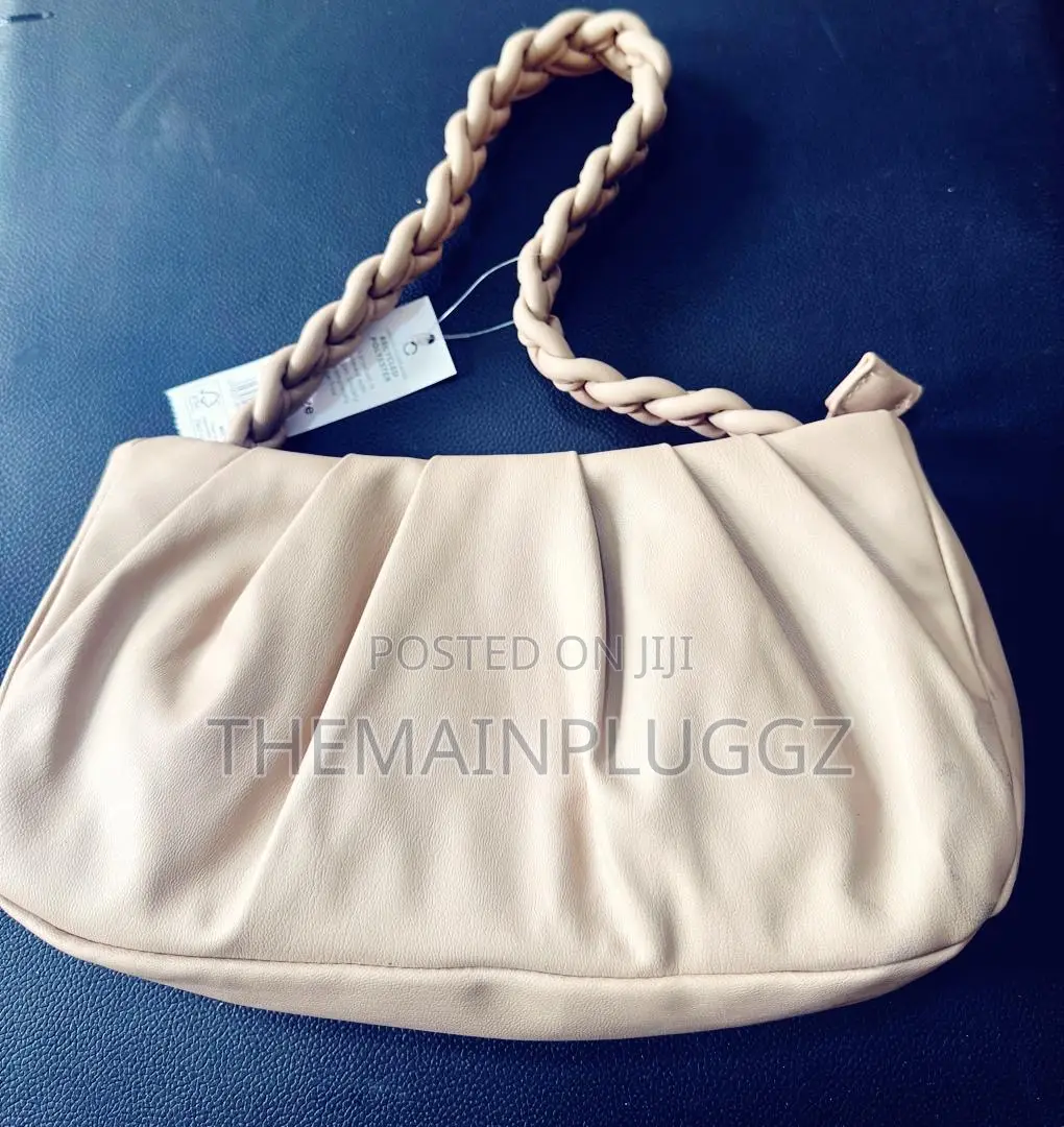 Female Designer Handbags and Purses