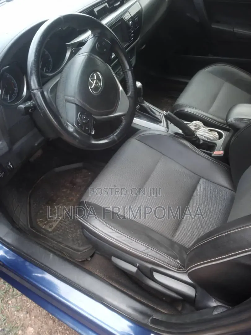 Toyota Corolla L 4dr Sedan (1.8L 4cyl 4A) 2015 Blue