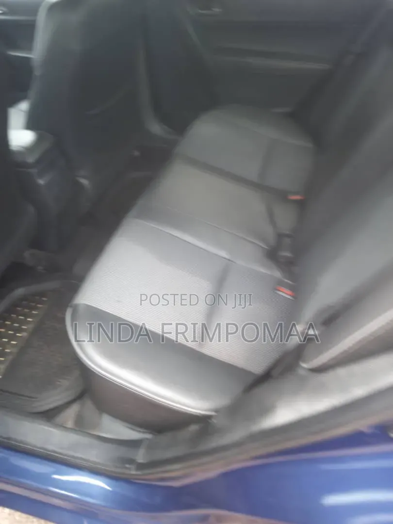 Toyota Corolla L 4dr Sedan (1.8L 4cyl 4A) 2015 Blue