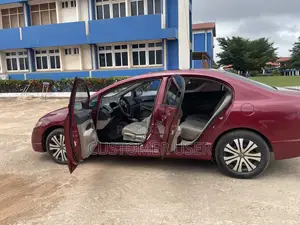 Honda Civic 1.8 5 Door Automatic 2010 Burgundy