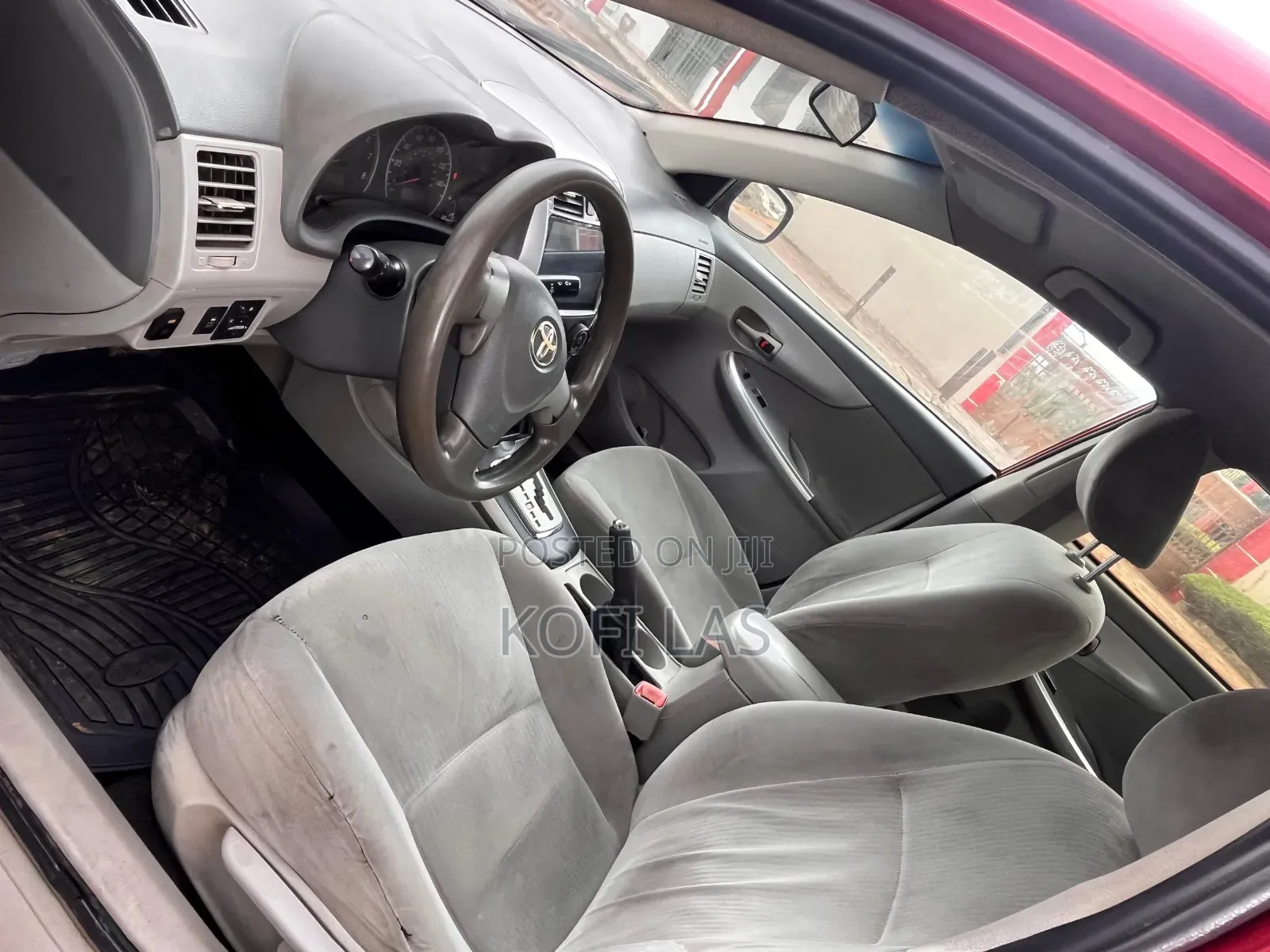 Toyota Corolla 2010 Red