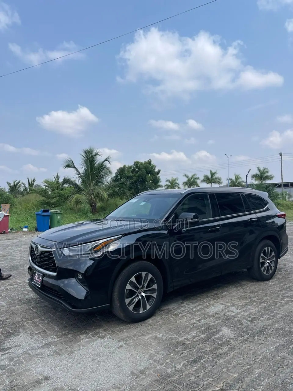 Toyota Highlander XLE 2022 Black