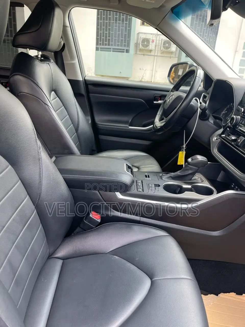 Toyota Highlander XLE 2022 Black