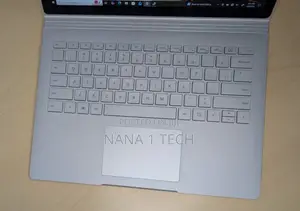 Laptop Microsoft Surface Book 2 8GB Intel Core i5 SSD 256GB