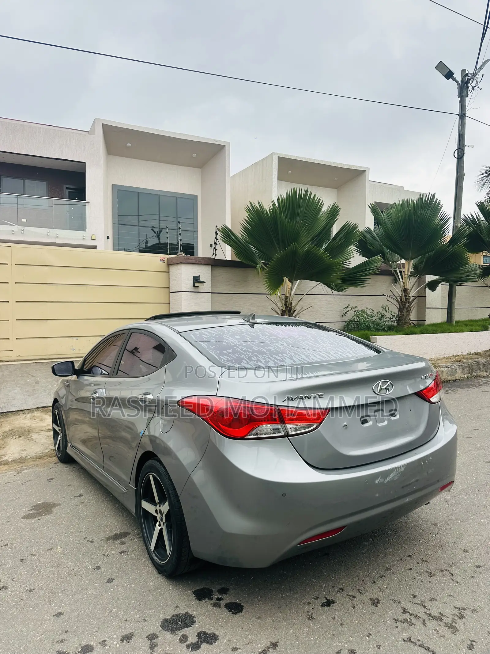 Hyundai Elantra Limited 4dr Sedan (1.8L 4cyl 6A) 2015 Gray