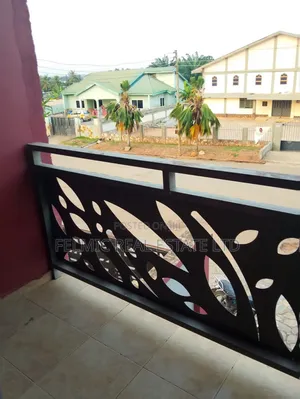 3bdrm Apartment in Felmic Real Estate, Unity Closed for rent