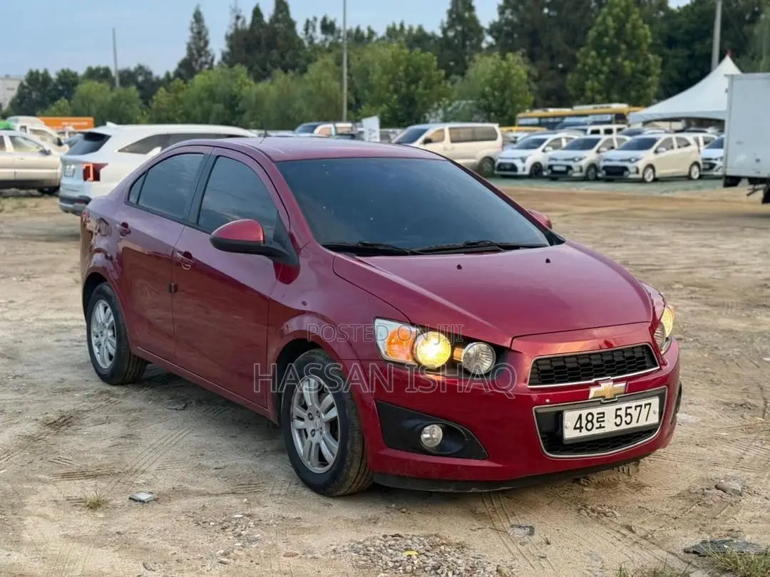 Chevrolet Aveo 2013 Red