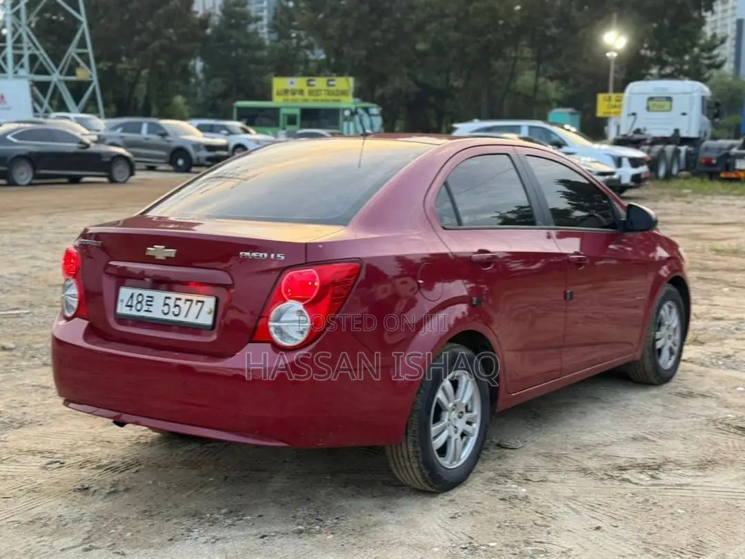 Chevrolet Aveo 2013 Red