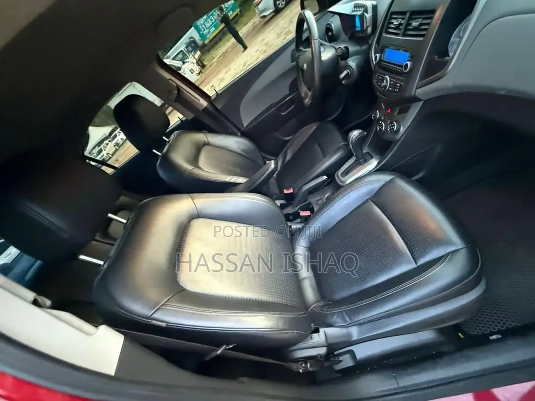 Chevrolet Aveo 2013 Red