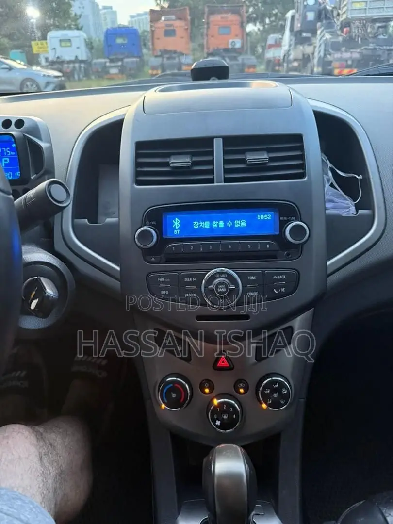 Chevrolet Aveo 2013 Red