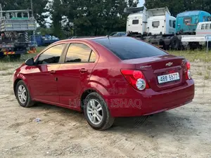 Chevrolet Aveo 2013 Red