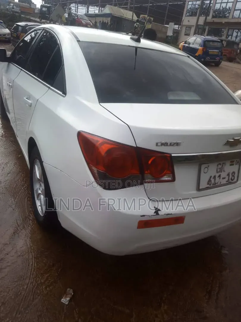 Chevrolet Cruze 1LT 4dr Sedan (1.4L 4cyl Turbo 6M) 2014 White