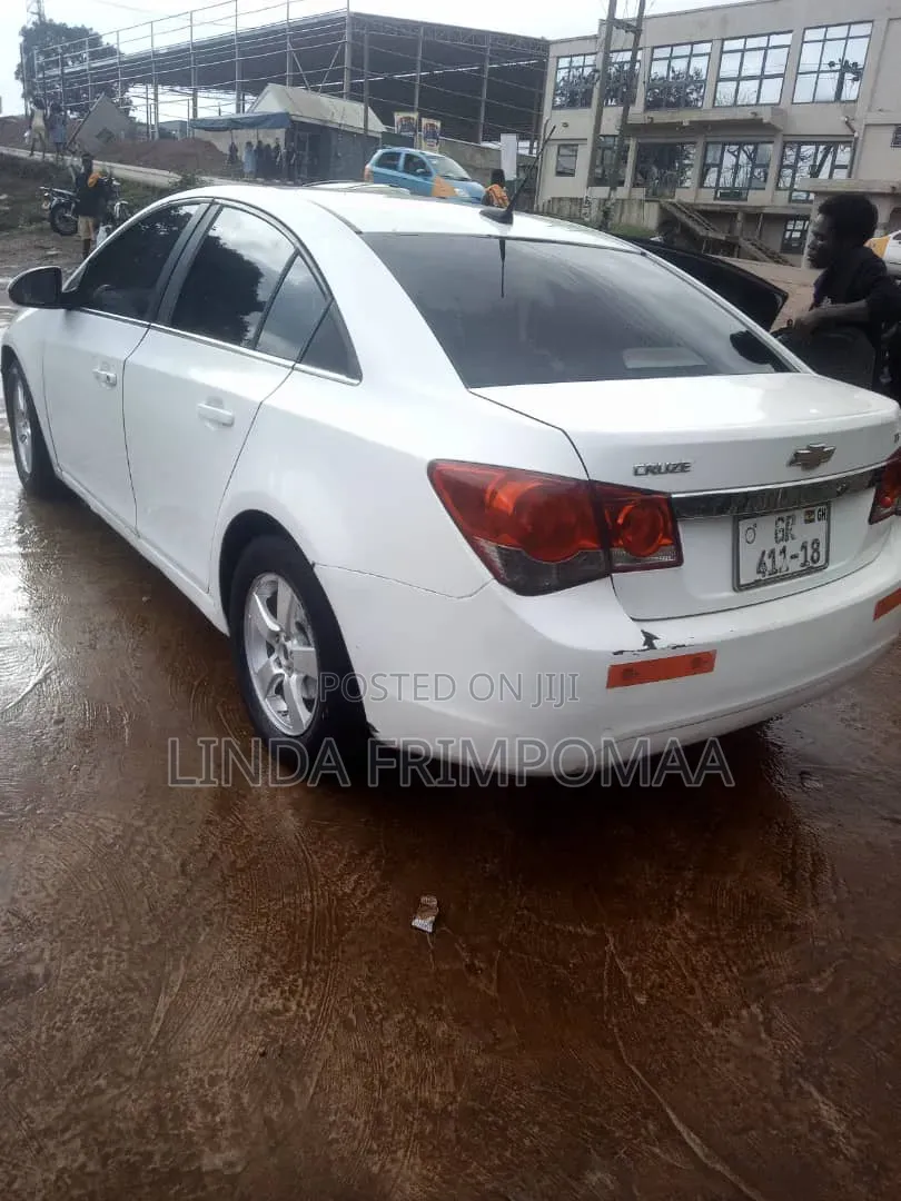 Chevrolet Cruze 1LT 4dr Sedan (1.4L 4cyl Turbo 6M) 2014 White