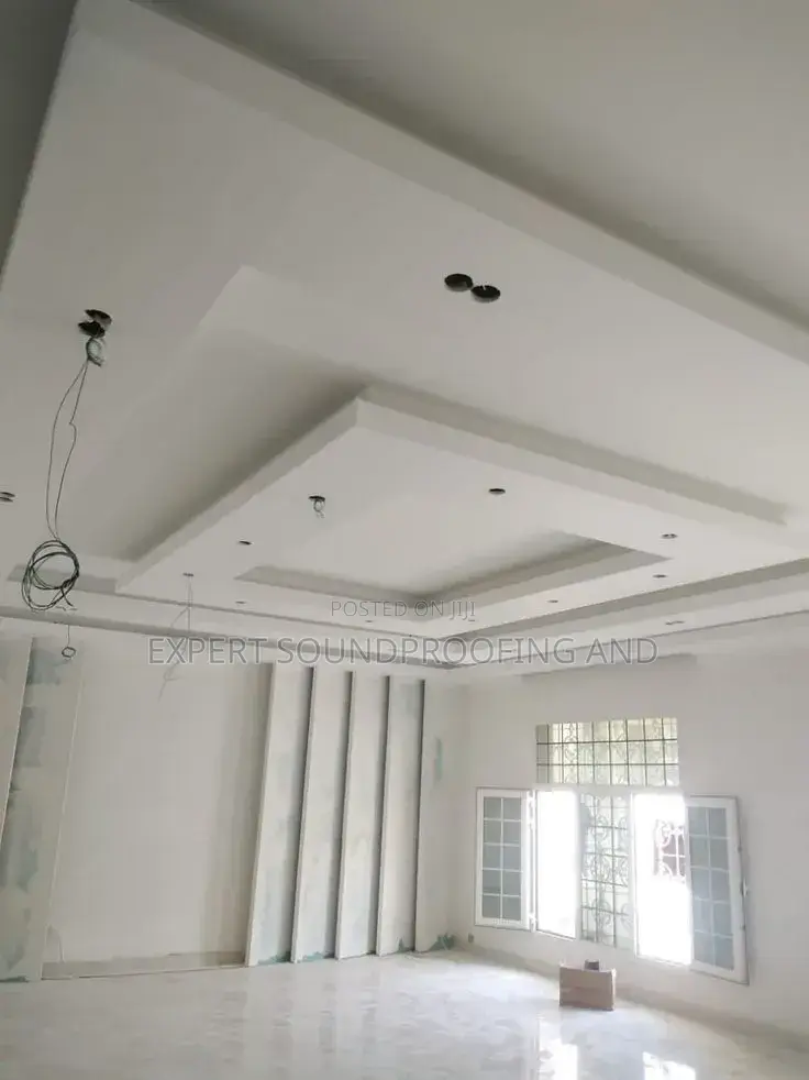 Expert Plasterboard Installer .