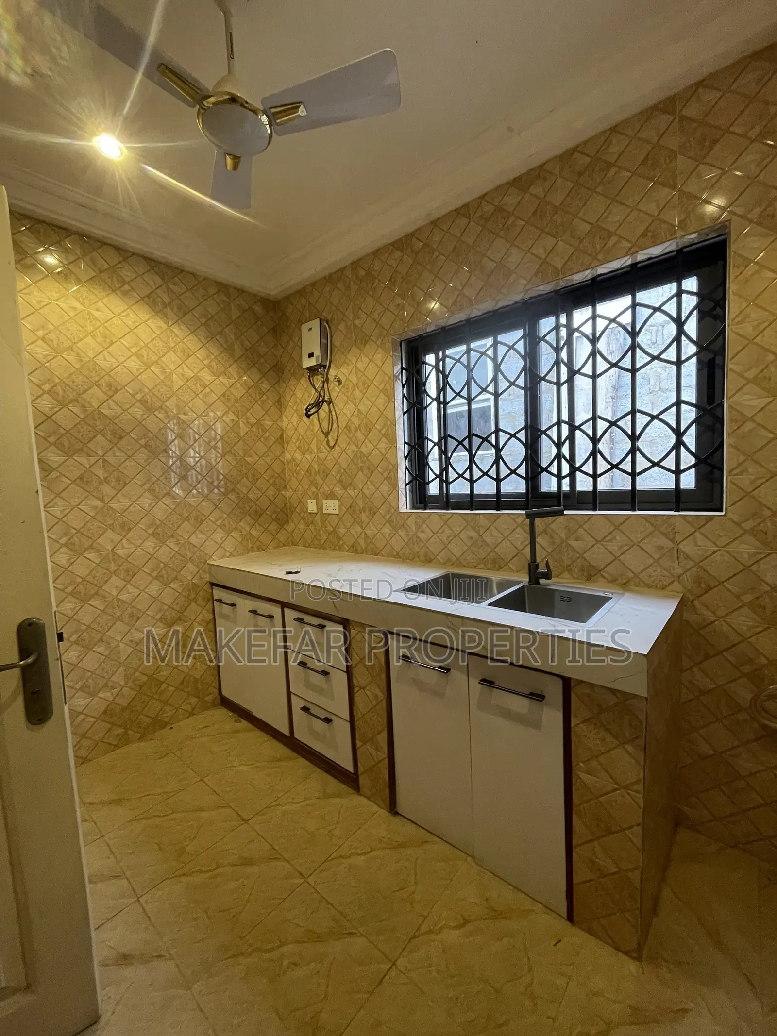 3bdrm Apartment in East Legon for rent
