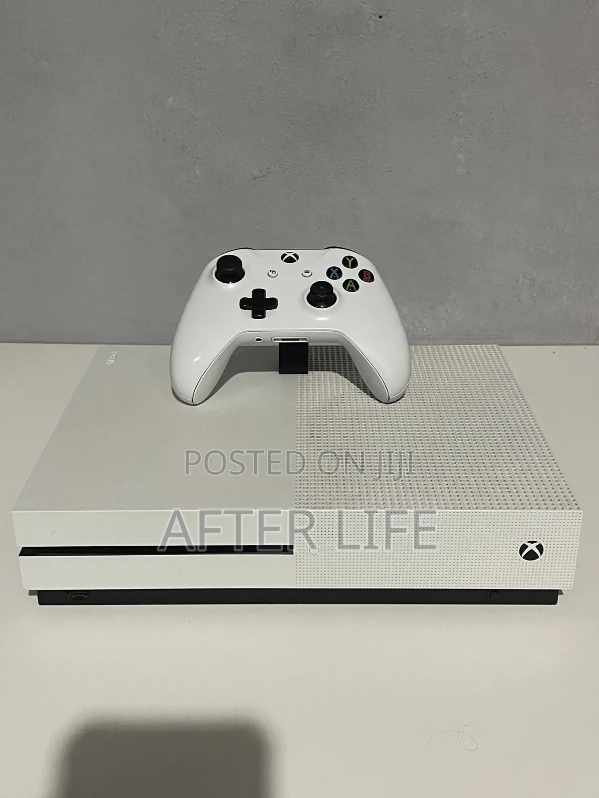 Xbox One S