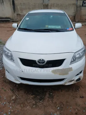 Toyota Corolla 2010 White