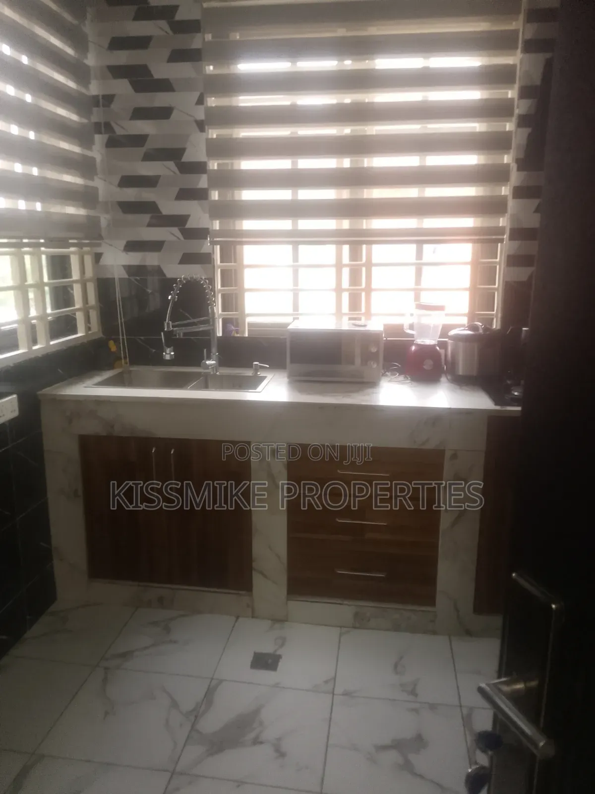 Furnished 1bdrm Apartment in Kismike Investment, Nyanmekye for rent