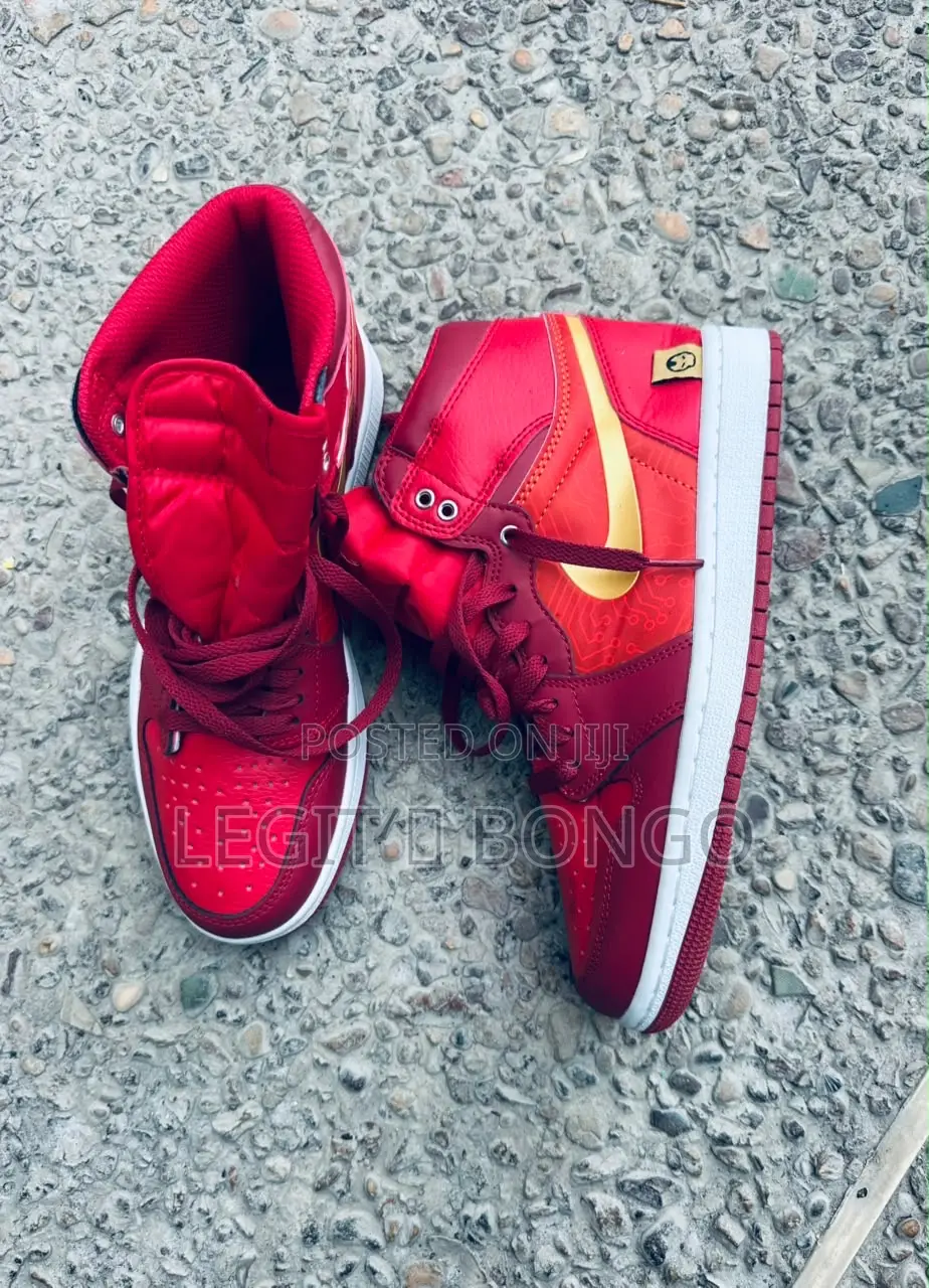 Original Nike Sneakers