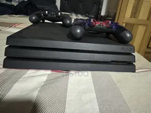 Ps4 Pro 1tb With 5games and One Cd