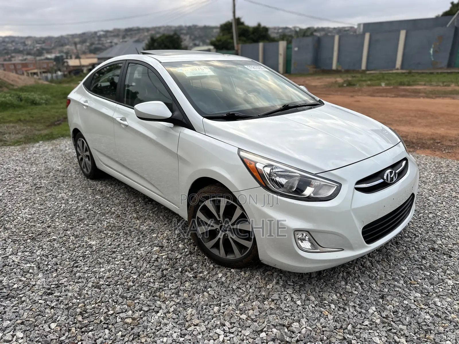 Hyundai Accent SE Sedan 2016 White