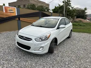 Hyundai Accent SE Sedan 2016 White
