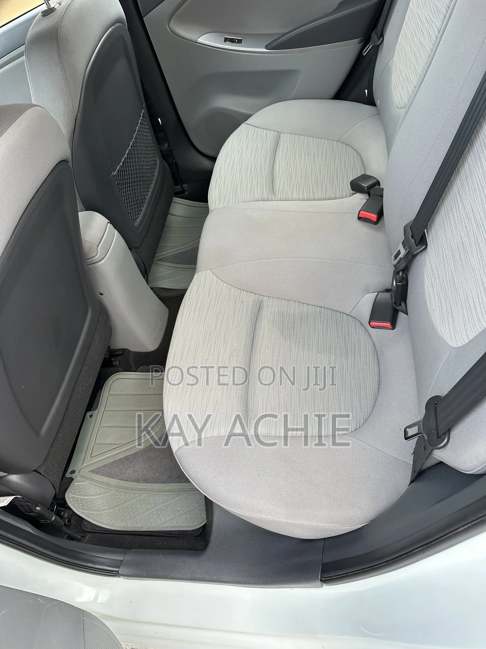 Hyundai Accent SE Sedan 2016 White
