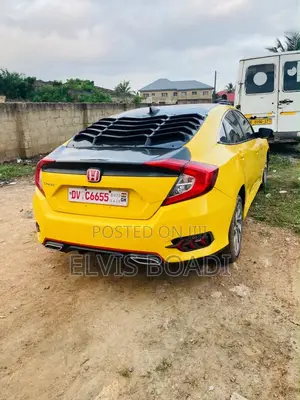 Honda Civic EX Sedan 2018 Yellow