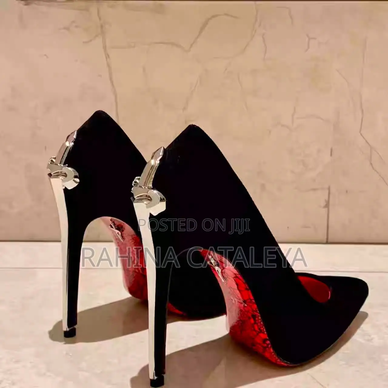 Ladies Shoe Heel
