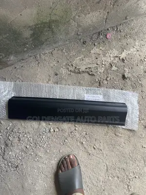 Mazda CX-5 17 to 22 Door Moulding