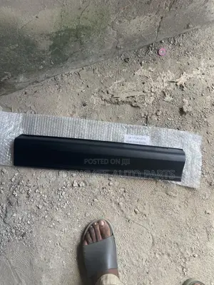 Mazda CX-5 17 to 22 Door Moulding